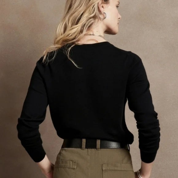 Banana Republic Casual Black Soleil Graphic Intarsia Knit Crewneck Sweater - Picture 4 of 6